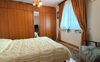 Casă spațioasă și elegantă cu teren  – Sânpetru - Poză 14