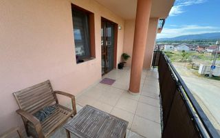 Apartament spațios cu 3 camere, 2 băi și balcoane generoase - Poză 4