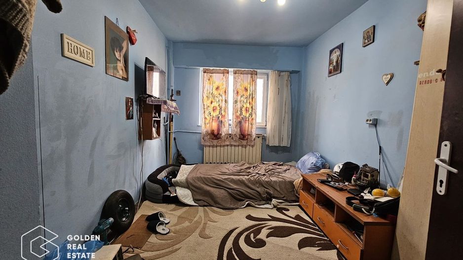 Apartament cu 5 camere ,Micalaca, zona 300 - Poză 9