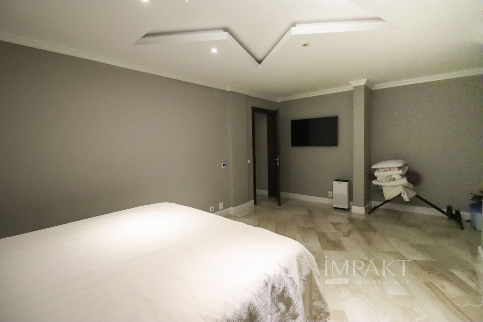 Apartament modern cu 3 camere, spatios de 120 mp, cartier Zorilor! - Poză 15