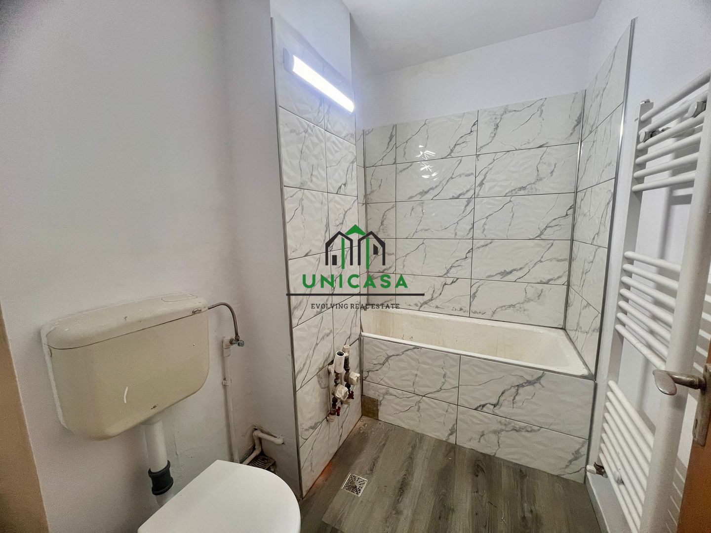 Apartament 2 camere /Etaj 1 / Zona 1 Mai - Poză 7