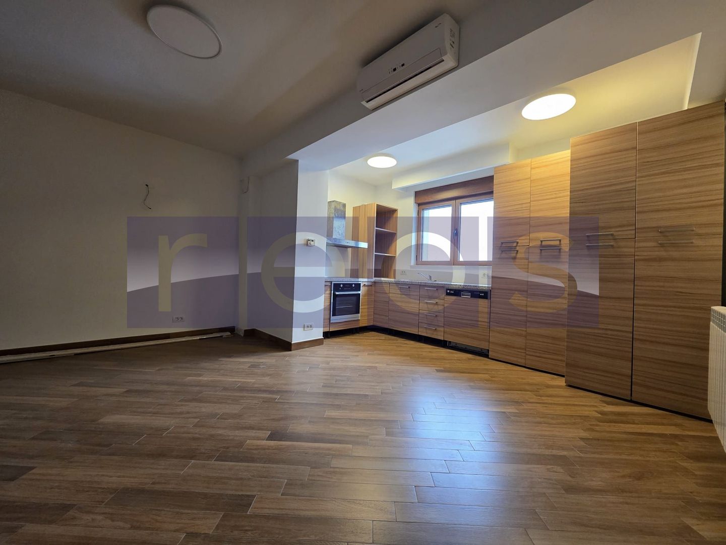 VANZARE | 2 CAMERE | BELLER | DOROBANTI - Poză 4