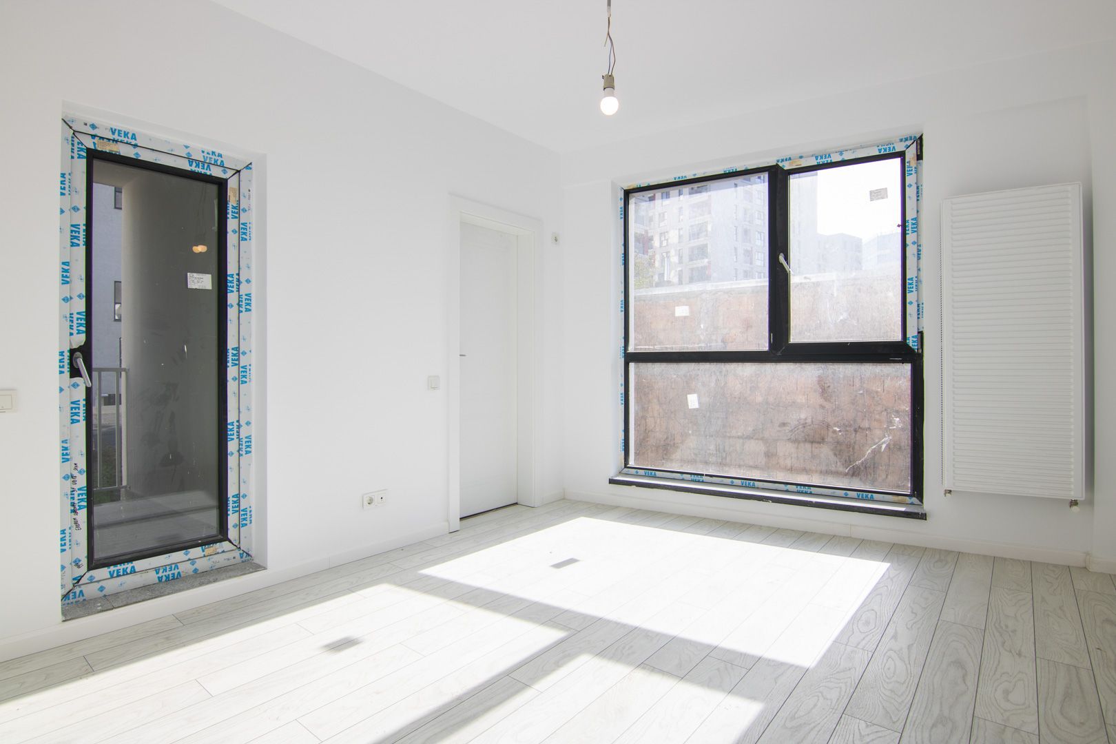 3 CAMERE, et. 1, 2 bai,  PLAZA ROMANIA, gata de mutare, bloc NOU CU LIFT, LIBER - Poză 11