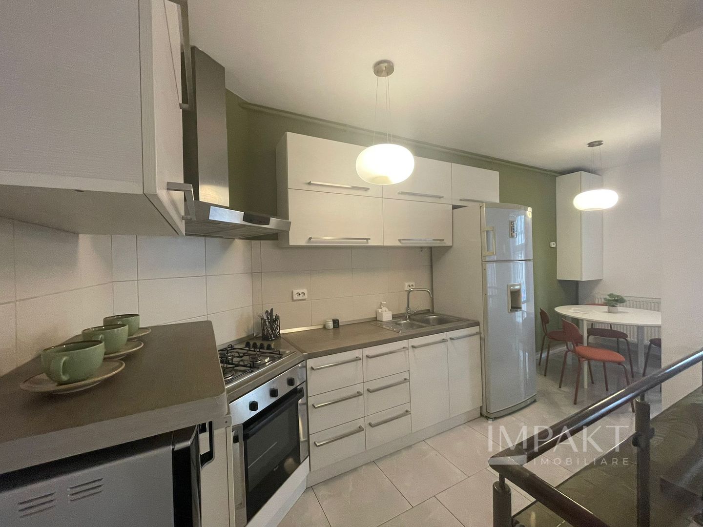 Apartament la casa cu 3 camere de inchiriat - Poză 5