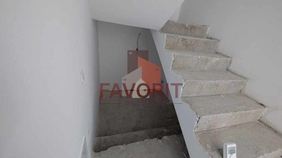 Casa individuala | Parter + Etaj | Asfalt | Toate utilitatile | - Poză 11