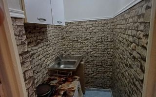 Apartament cu 1 camera /30 mp / zona Podu Ros - Poză 5
