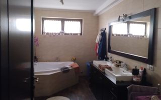 BRASADAS vinde vila 5 cam 190mp teren 10 ari str. Dara. - Poză 4