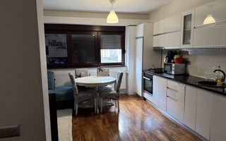Apartament de vânzare, 2 camere Cismigiu, decomandat, mobilat, reabilitat - Poză 1