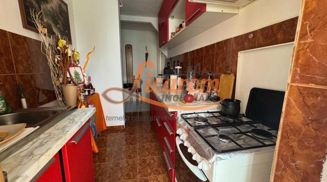 Apartament 3 camere decomandat Calea Bucuresti etaj 1/4 - Poză 6