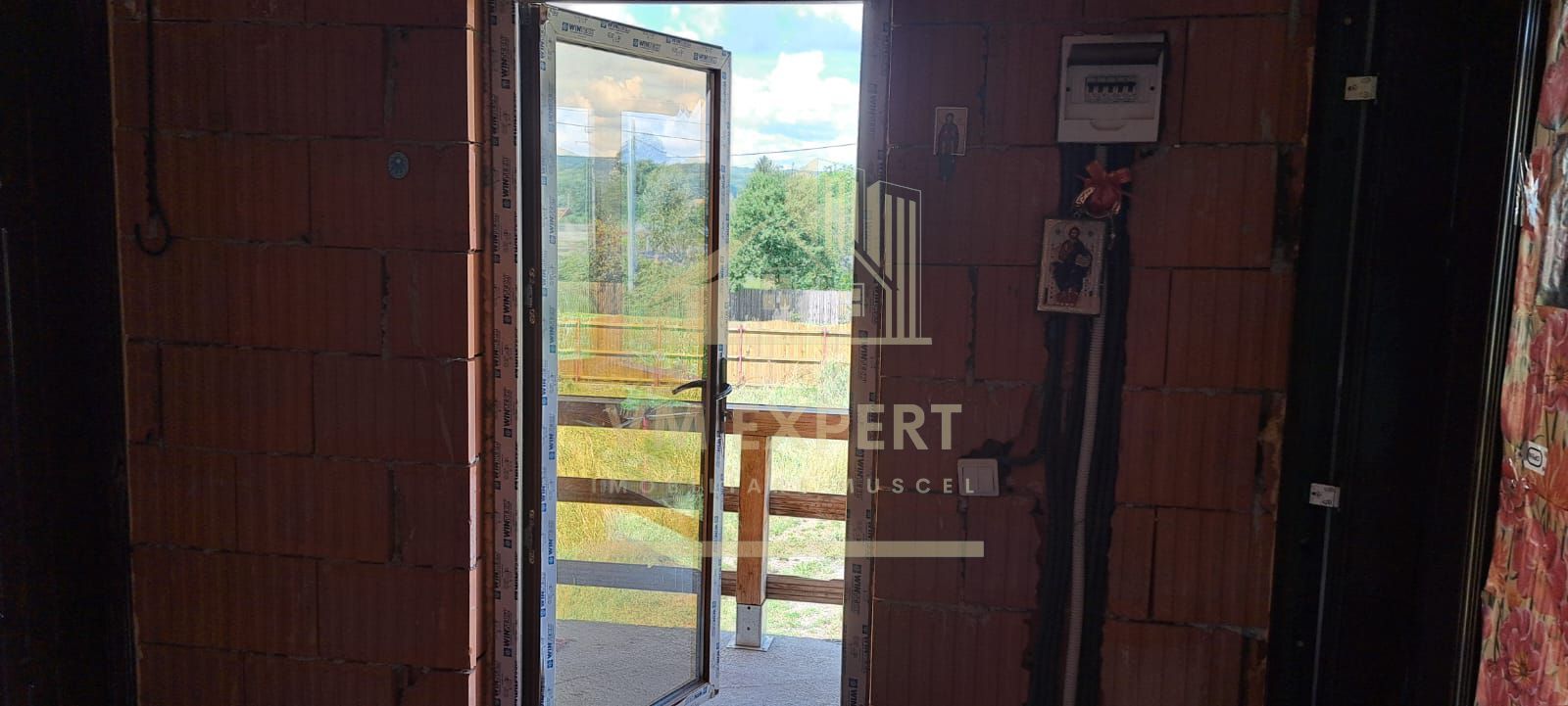 VILA 4 CAMERE, TEREN 787 MP, PISCANI, ARGES - Poză 4