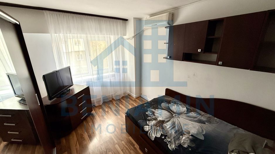 3 decomandate - 2 bai - etaj 1 - centrala proprie - McDonald's - Poză 2