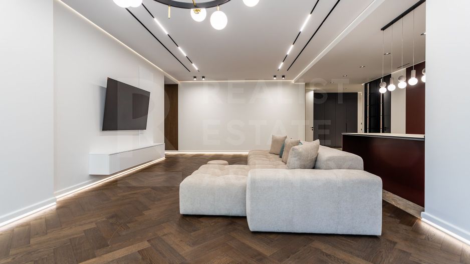 Chirie, apartament, 4 camere, str. Universității, Centru - Poză 13