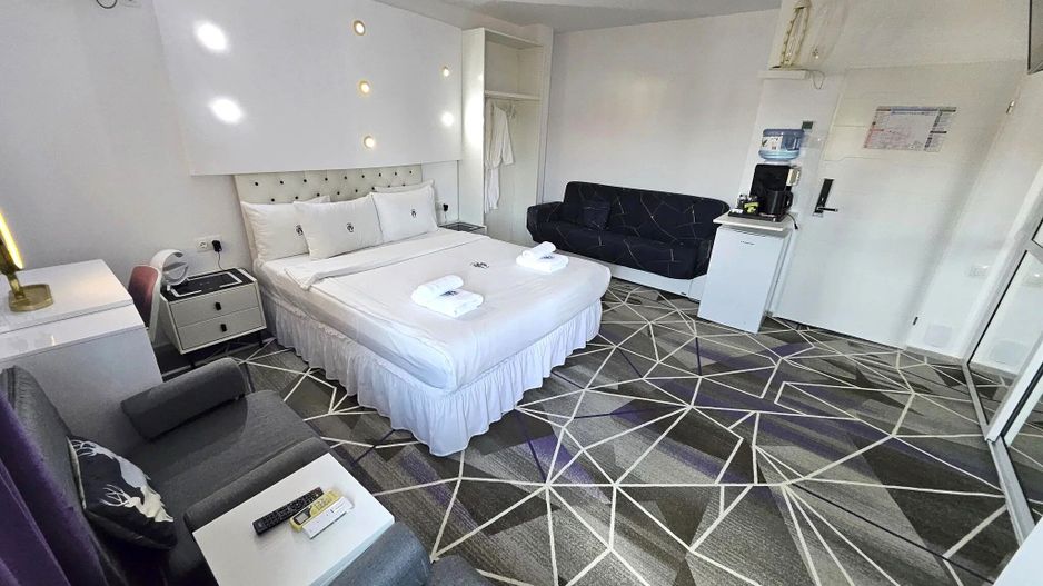 Hotel boutique | Pretabil cămin seniori, centru recuperare | Otopeni - Poză 2