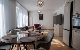 De inchiriat penthouse zona Tractorul, Coresi - Poză 1