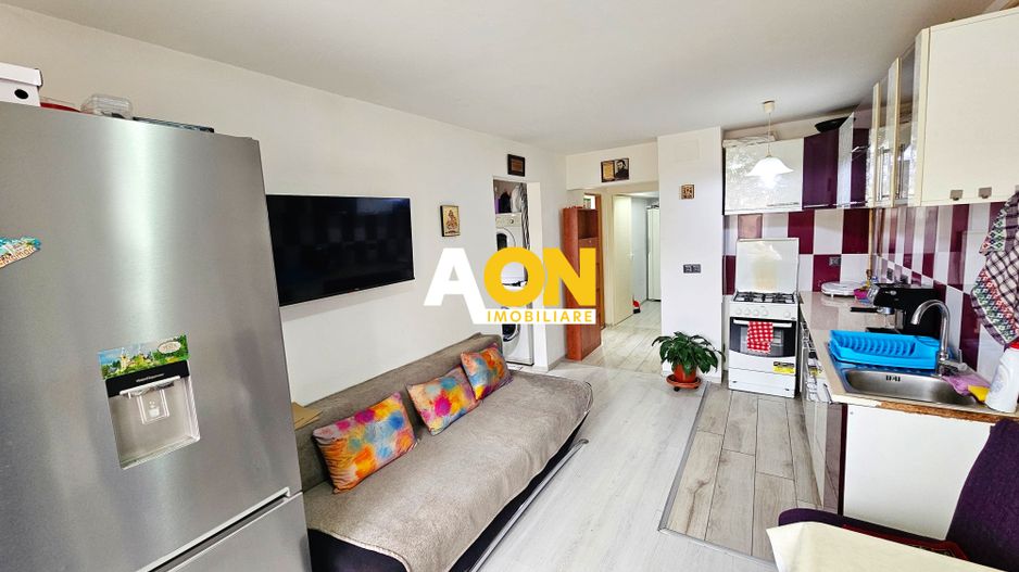 Apartament 2 camere, mobilat, utilat, 51 mp utili+boxa, zona Kaufland - Poză 2