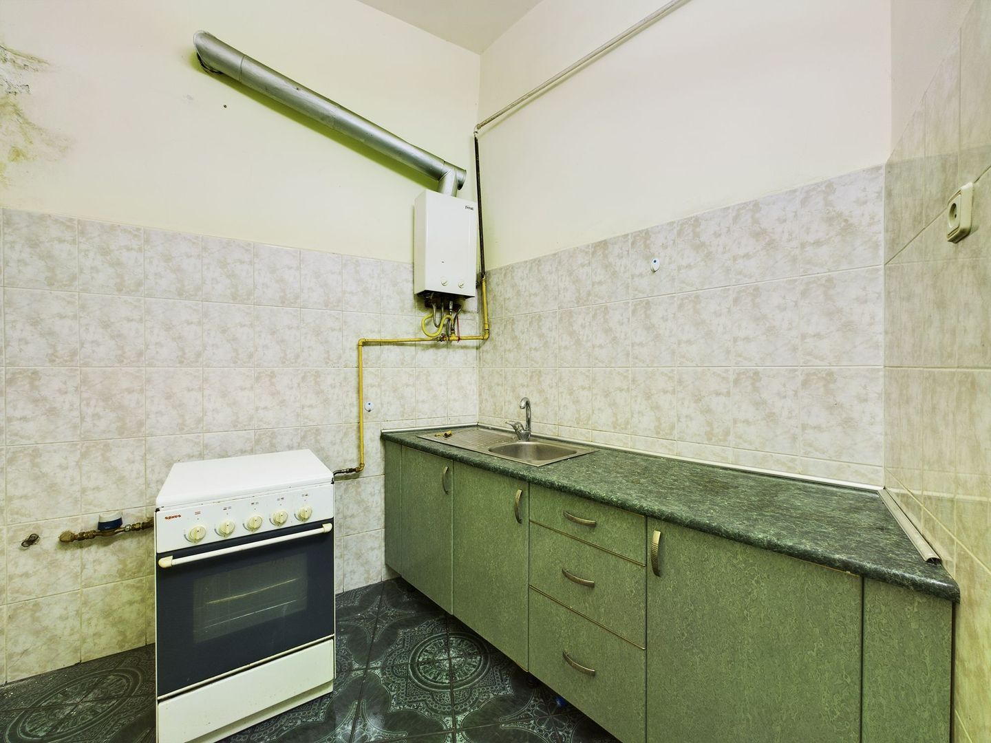 Apartament de 2 camere pe strada Episcopiei - Poză 5