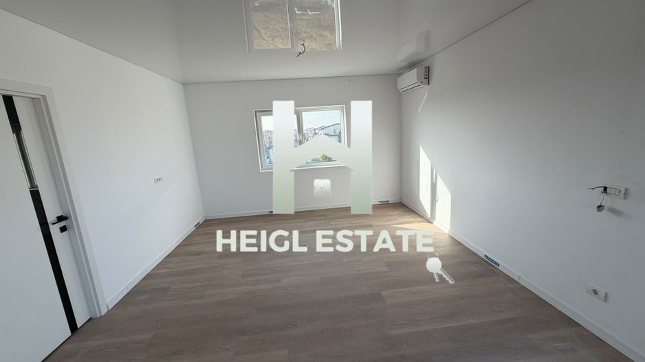 Apartament de tip penthouse cu 45 mp terasa - Poză 4