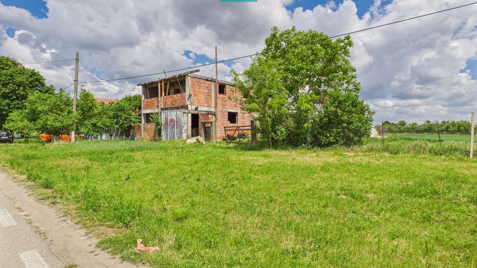 Casă mare, la rosu cu teren generos în Șimand - Poză 10