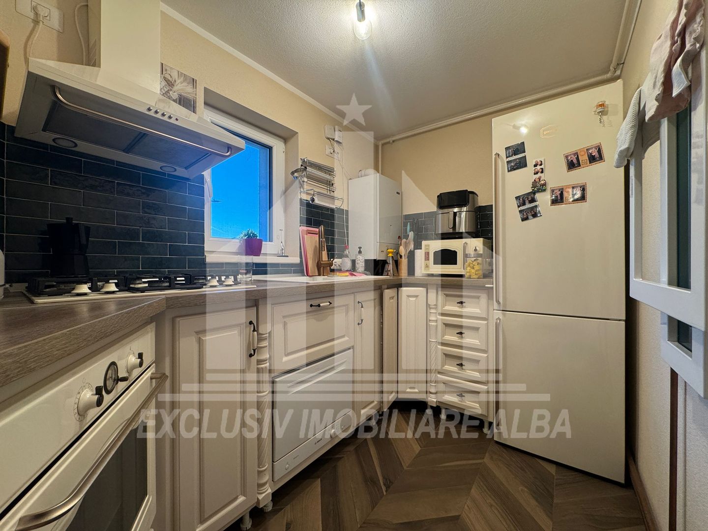 Apartament cu 3 camere decomandate, etaj 1, Ampoi 3 - Poză 4