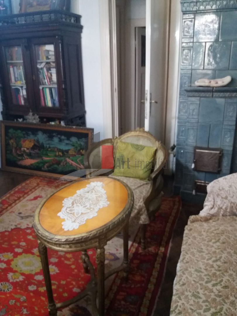 Apartament in vila - Poză 1