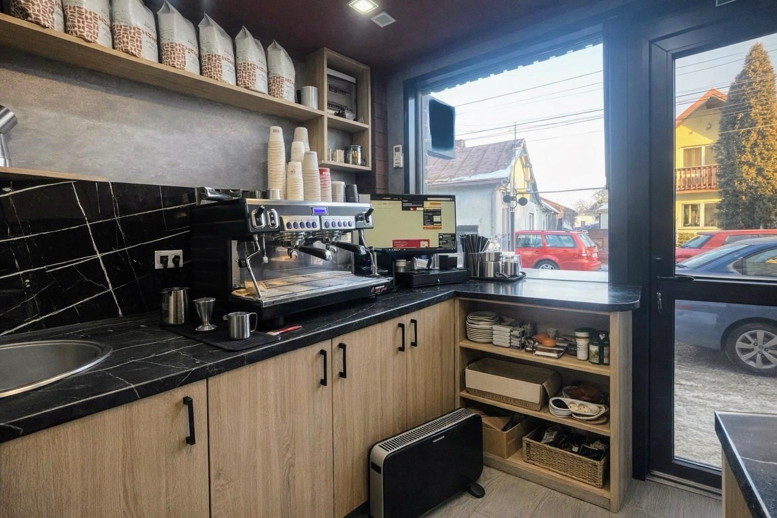 Spațiu comercial | Cafenea funcțională | Zonă cu trafic intens - Poză 7