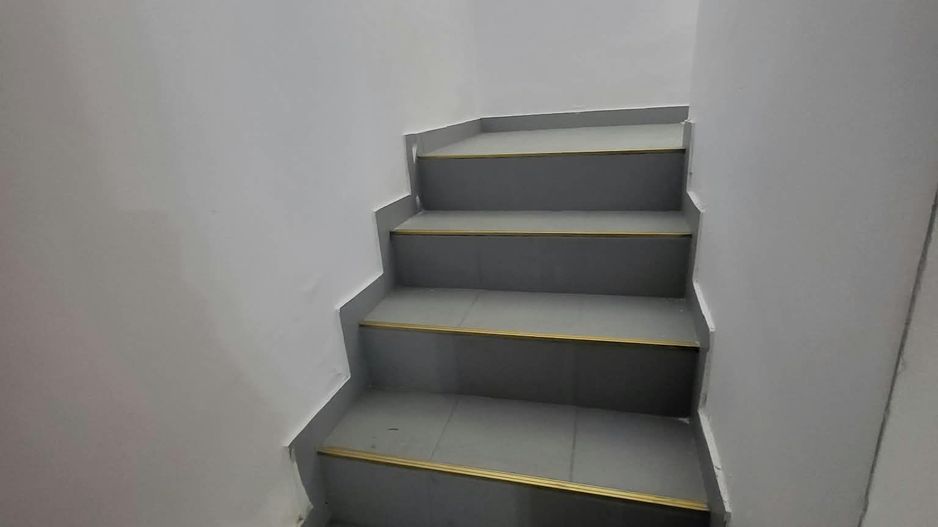 Casa de inchiriat. curte, centrala proprie, zona centrala. metrou 7min - Poză 7