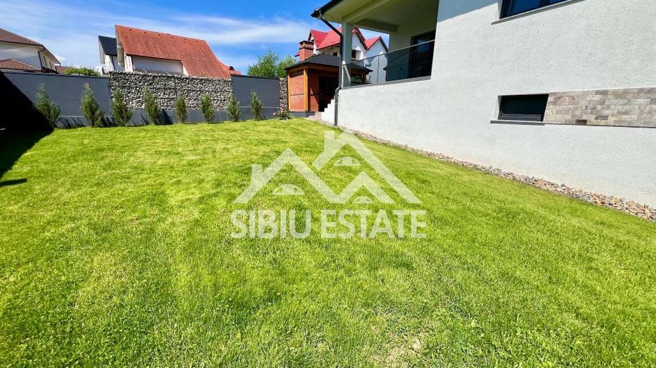 Casă Individuală cu garaj dublu de Vânzare în Șelimbăr, zona Lidl - Poză 8