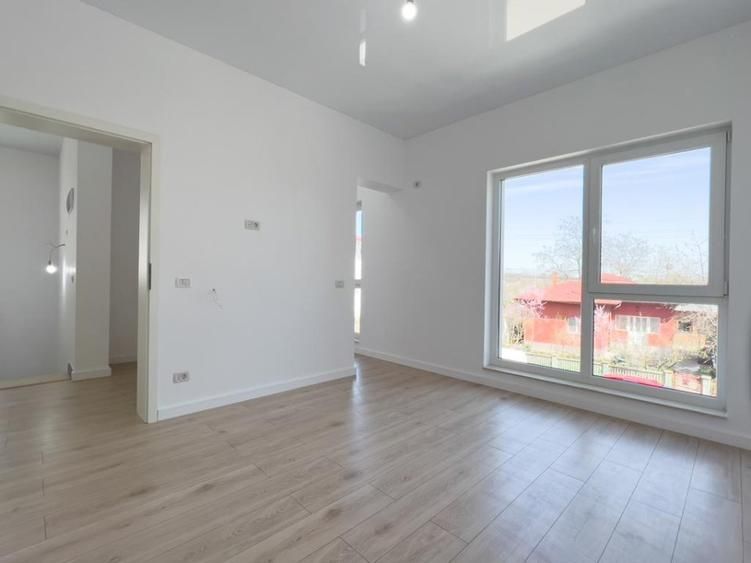 Casa Pipera -Tunari,4 camere +birou+ POD - Poză 9