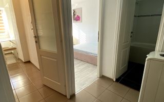 Garsoniera in Mioveni, zona centrala  situata la etajul 2 din 4 - Poză 7