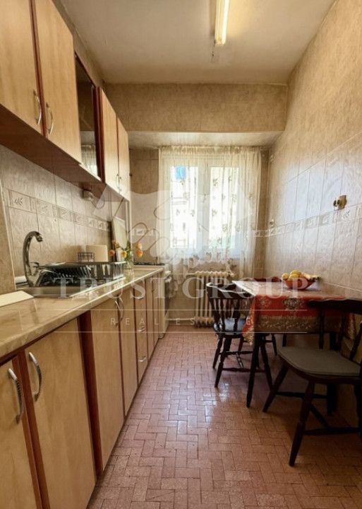 Apartament 3 camere Titulescu-Banu Manta | Imobil 1978 | Vedere spate - Poză 13