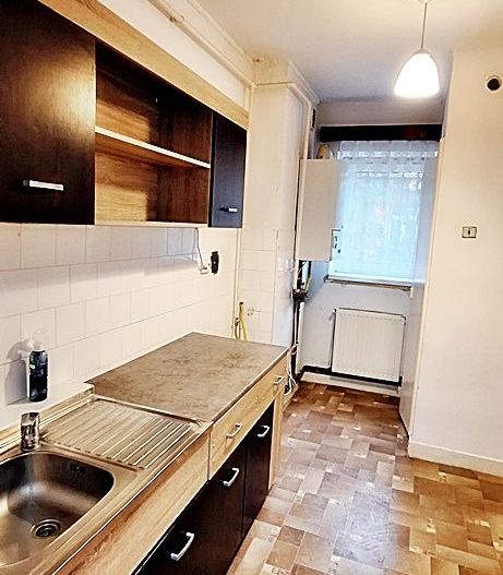 Central, la poalele Dealului Cetatii, apartament cu doua camere, 107000 euro - Poză 10