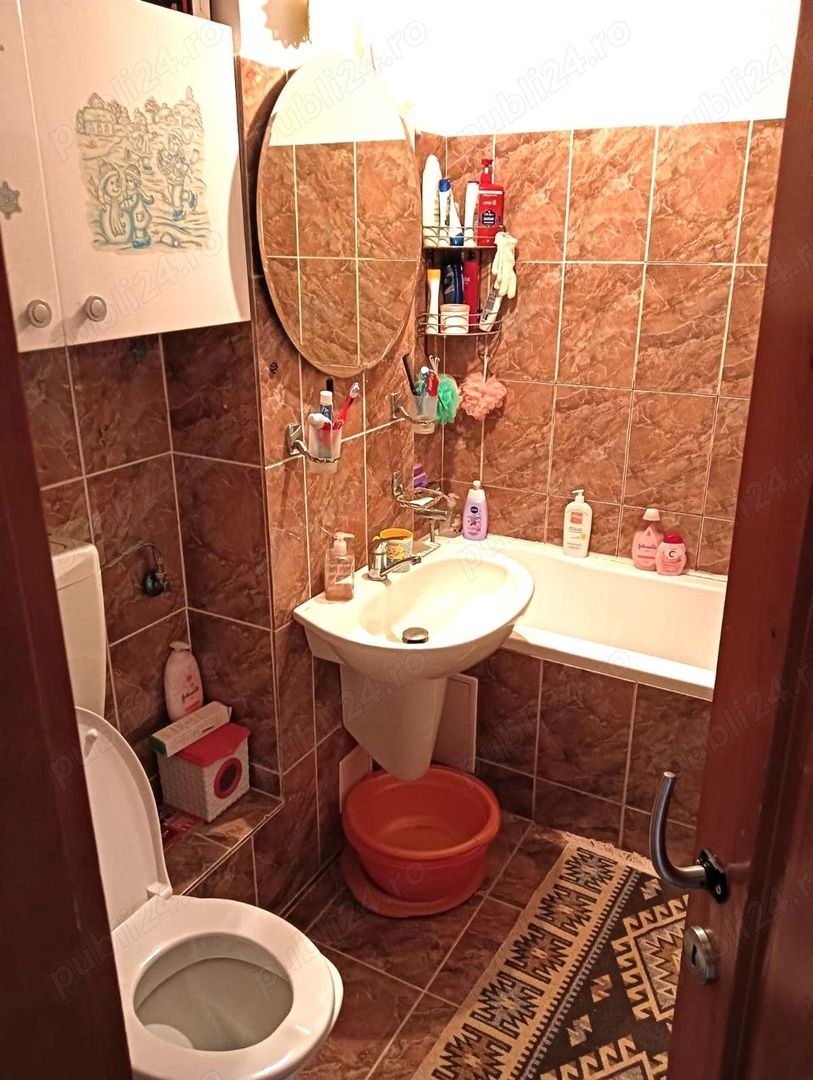 Ag BRASADAS vinde ap 4 cam etaj 3/4 în Micro 16. - Poză 8