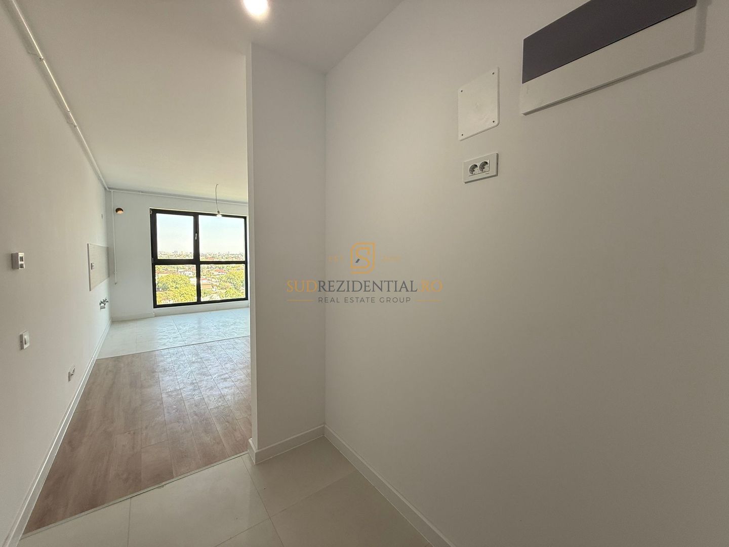 Apartament cu 2 camere, tip studio, Sos. Salaj - Sector 5 - Poză 4