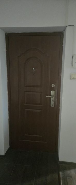 De vânzare apartament 2 camere decomandat | Zona 8 Mai - Poză 32