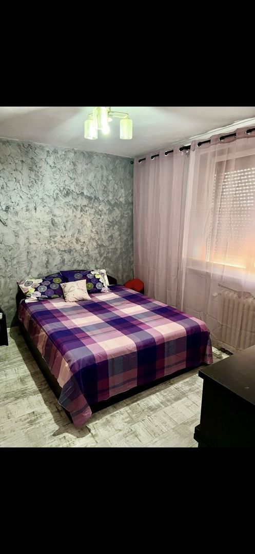 Apartament 3 camere Piață Mare - Poză 1