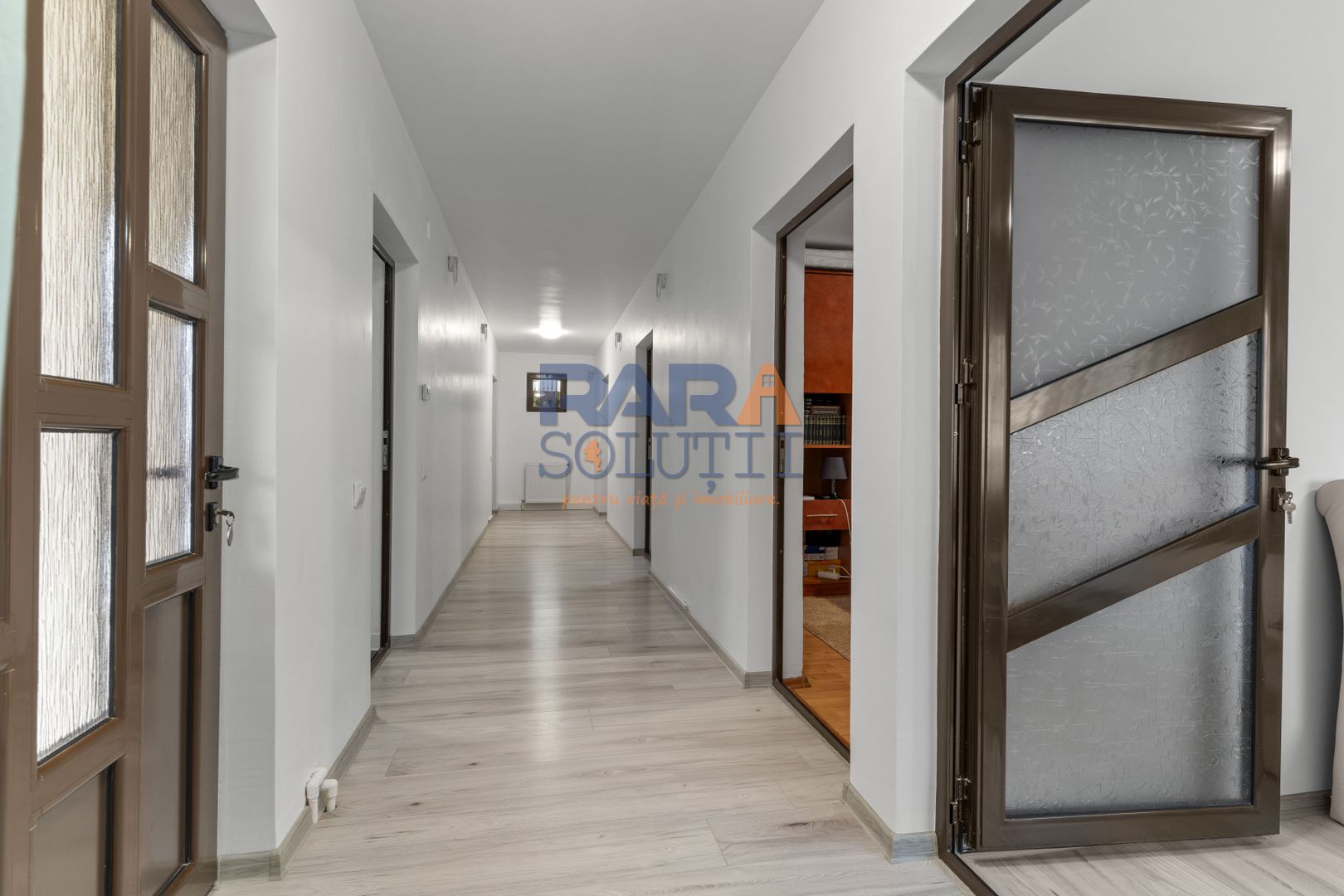 Casă 157 mp utili, complet mobilată și utilată modern - Poză 10