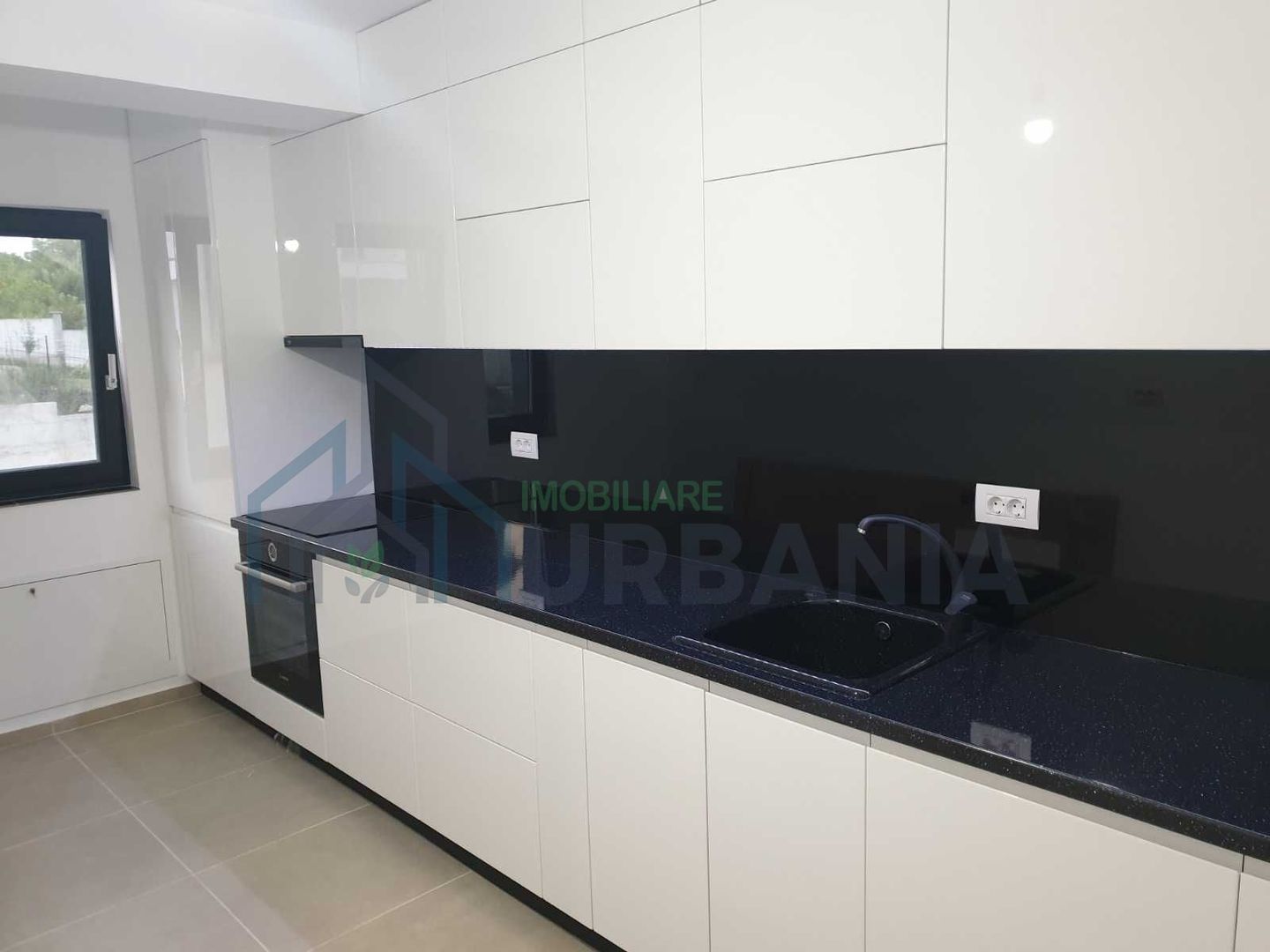 Apartament 3 camere de vânzare în Complexul Colina Însorită, Păcurari, Iași - Poză 1