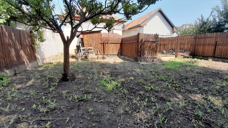 Casa de vanzare Dambul Rotund, zona linistita!!!! - Poză 22