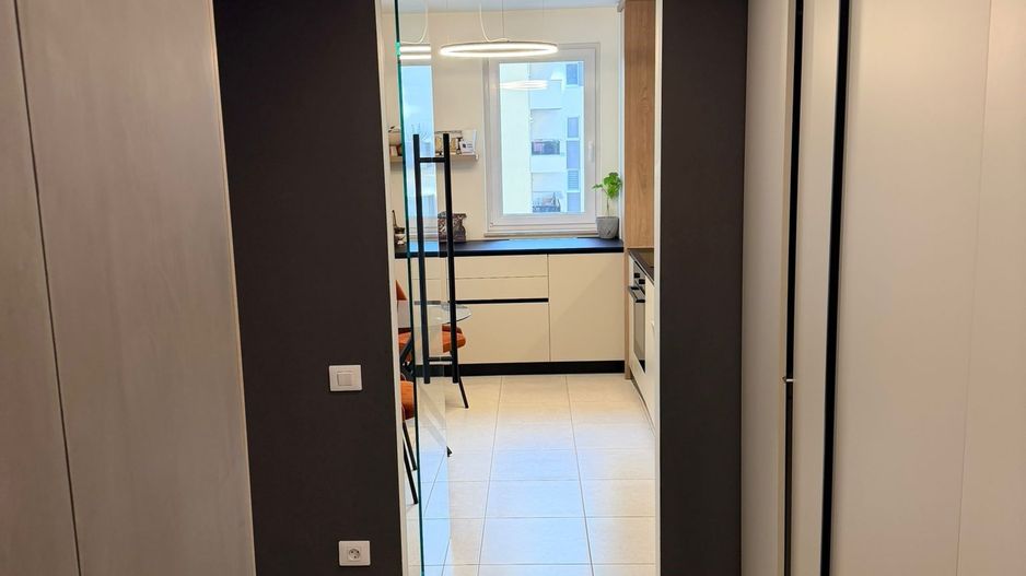 Urban Plazza, 41mp, mobilata si utilata, 135000Euro - Poză 4