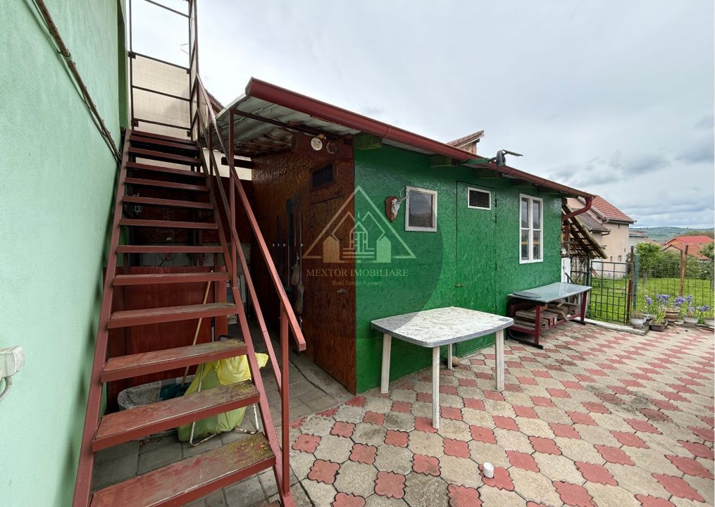 Casa de 4 camere, zona Mosnei - Poză 4