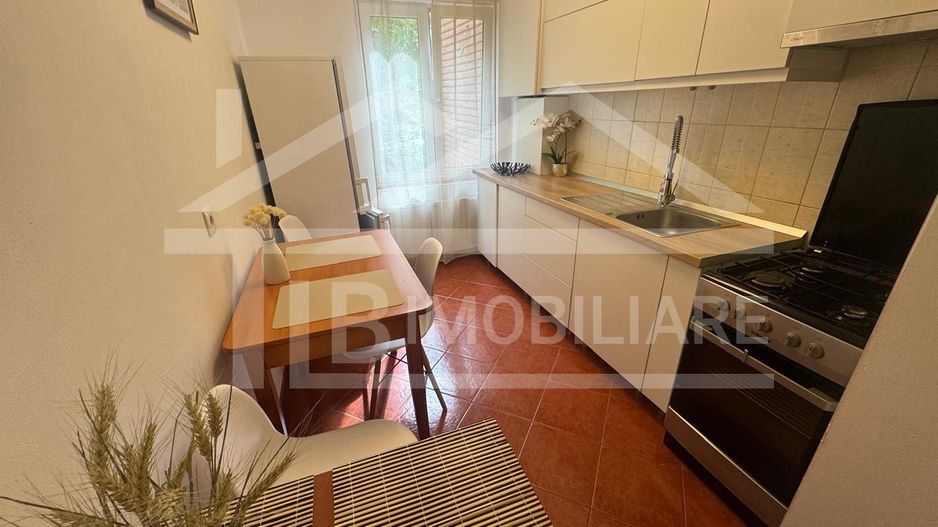 Apartament cu 2 camere,Pet friendly, decomandat,  50mp, zona Corina - Poză 7