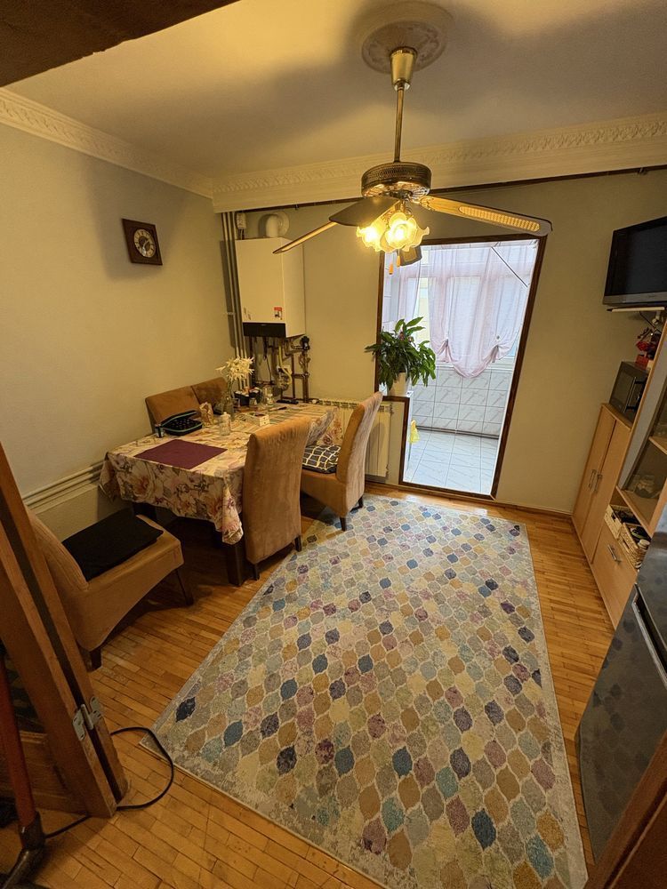 Apartament 3 camere Gorjului 3/4, decomandat, 71mp, 1982, - Poză 6