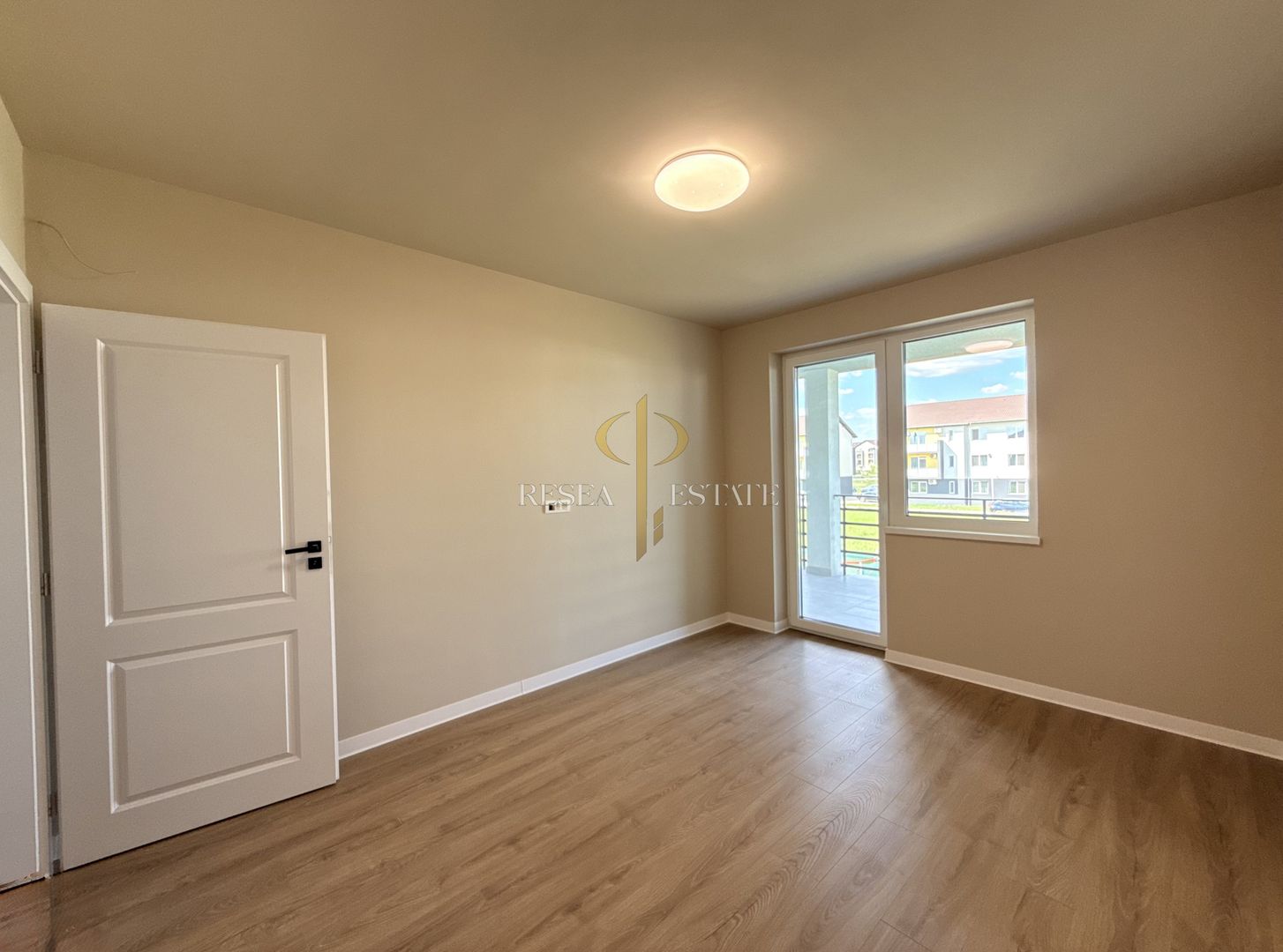 COMISION 0%| Duplex 4 camere - Dressing| 130 mp| Giroc - Poză 5