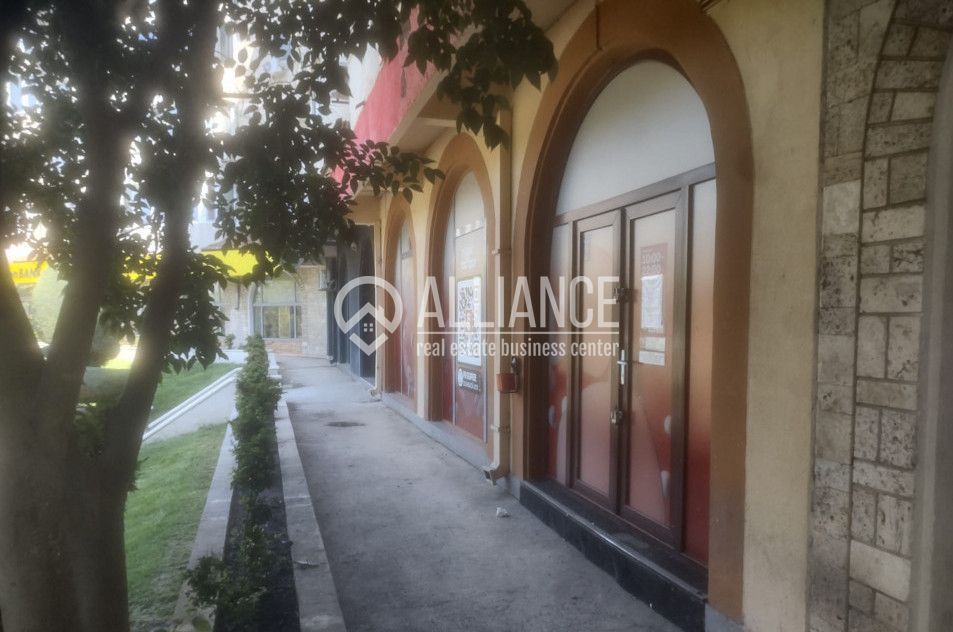 DELFINARIU (COD10) - Spatiu comercial de inchiriat - Poză 1