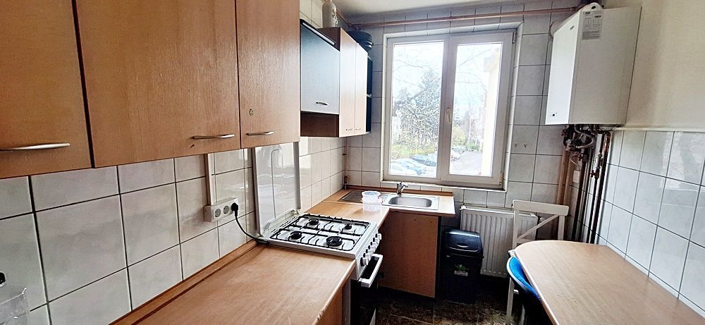 Astra, zona Planetelor, apartament decomandat, etaj 1, pret 90000 euro - Poză 1