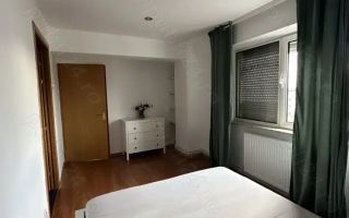 Apartament de vanzare 4 camere Calea Mosilor - Poză 2