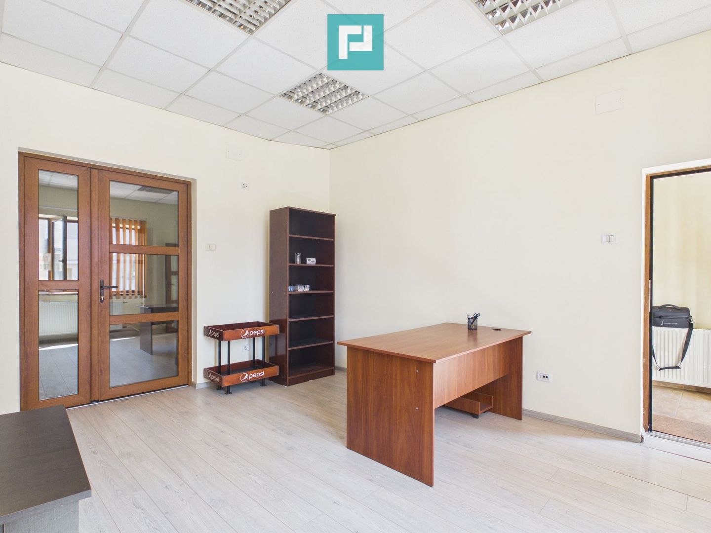 Spațiu central birou/locuință – Str. Primăriei - Poză 1