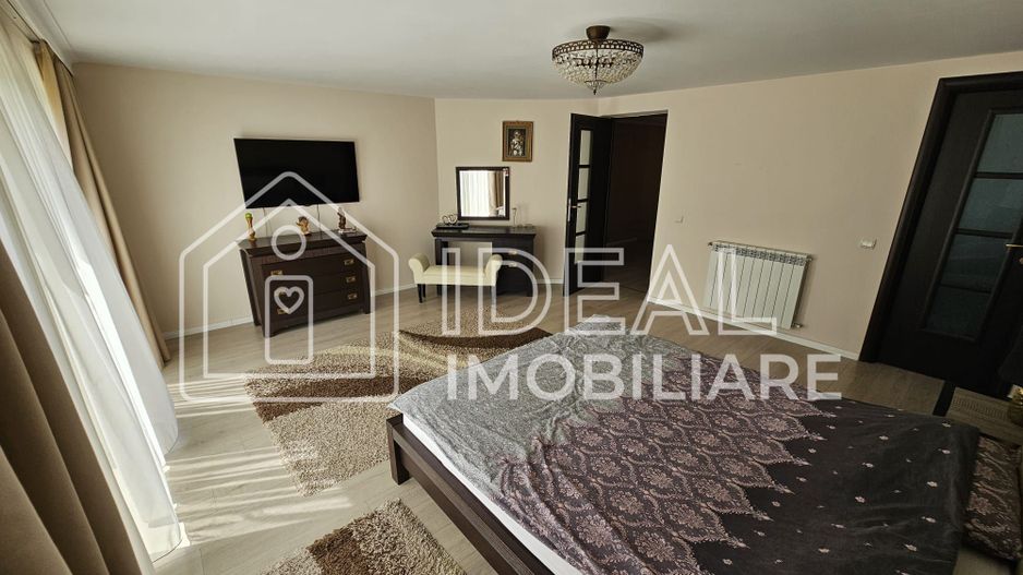 Vila Moderna cu 5 camere, garaj si 921 mp de curte, in Tocile - Poză 13