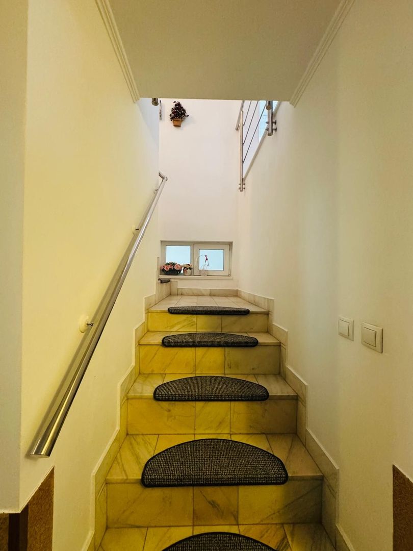 Casa P+E cu teren ULTRACENTRAL - Poză 5