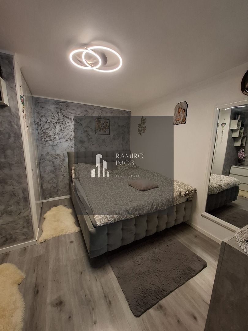 Samurcasi, casa si teren de 1200 mp - Poză 9